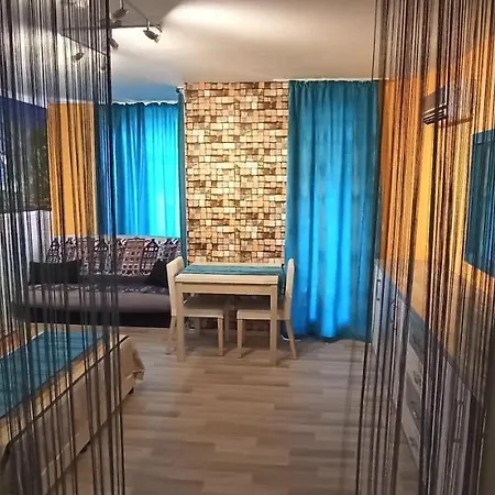 アパート Bay Apartgaliayani ポモリエ